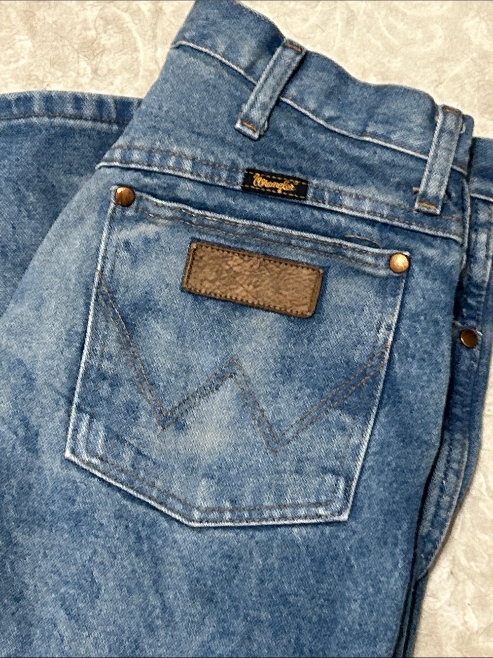 Wrangler Relaxed Fit Blue Denim Jeans